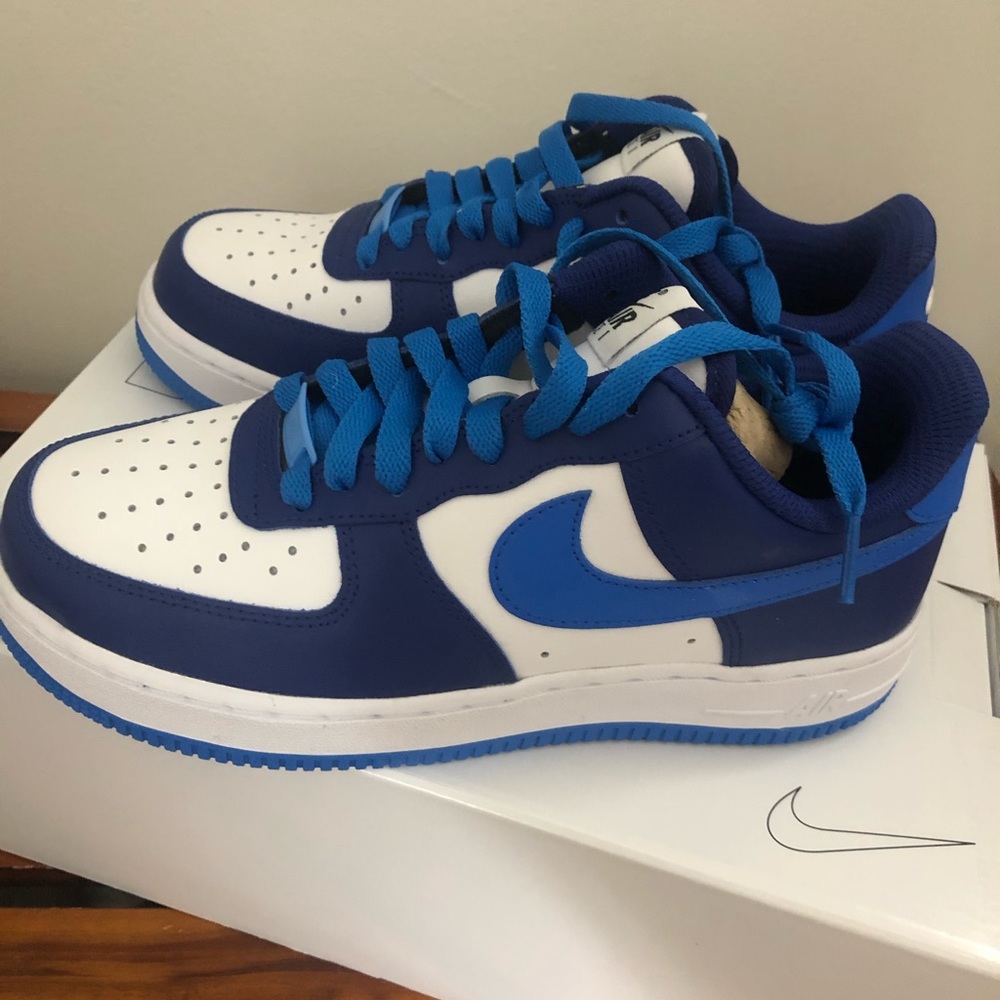 Nike Shoes-air Force- BLUE- Never worn!